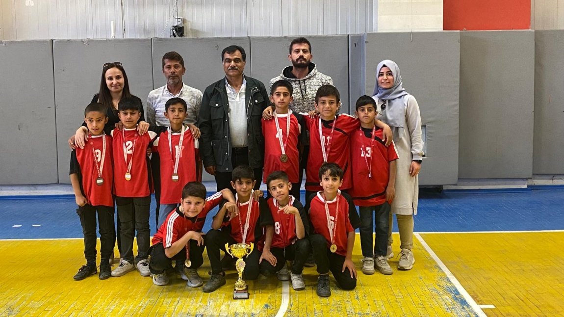 ERCİŞ OKULLAR ARASI FUTBOL TURNUVASI